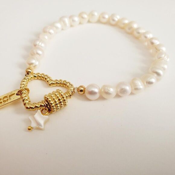 Ivory Pearl Stretch Bracelet - Picture 9 of 13